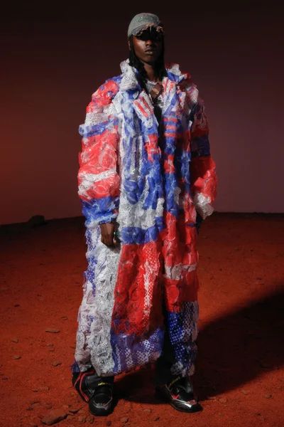 Look 77